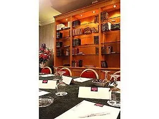Mercure Tour Eiffel Grenelle Paris 4*,